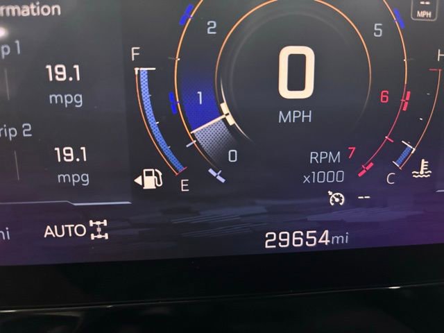 Used 2025 Chevrolet Tahoe LT AWD/4WD image 21