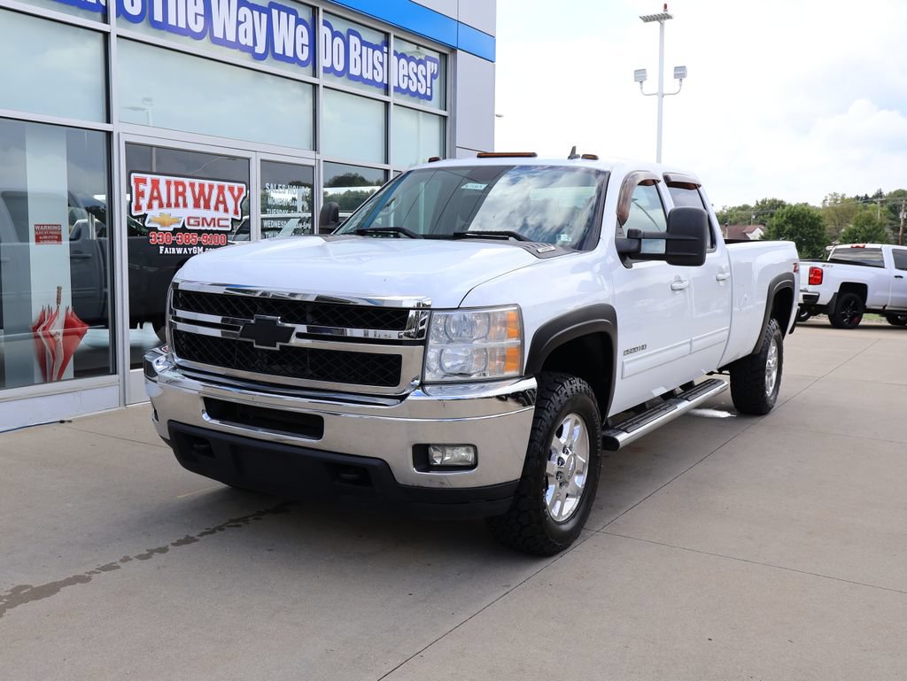 Used 2014 Chevrolet Silverado 2500 LTZ w/ LTZ Plus Package AWD/4WD image 6