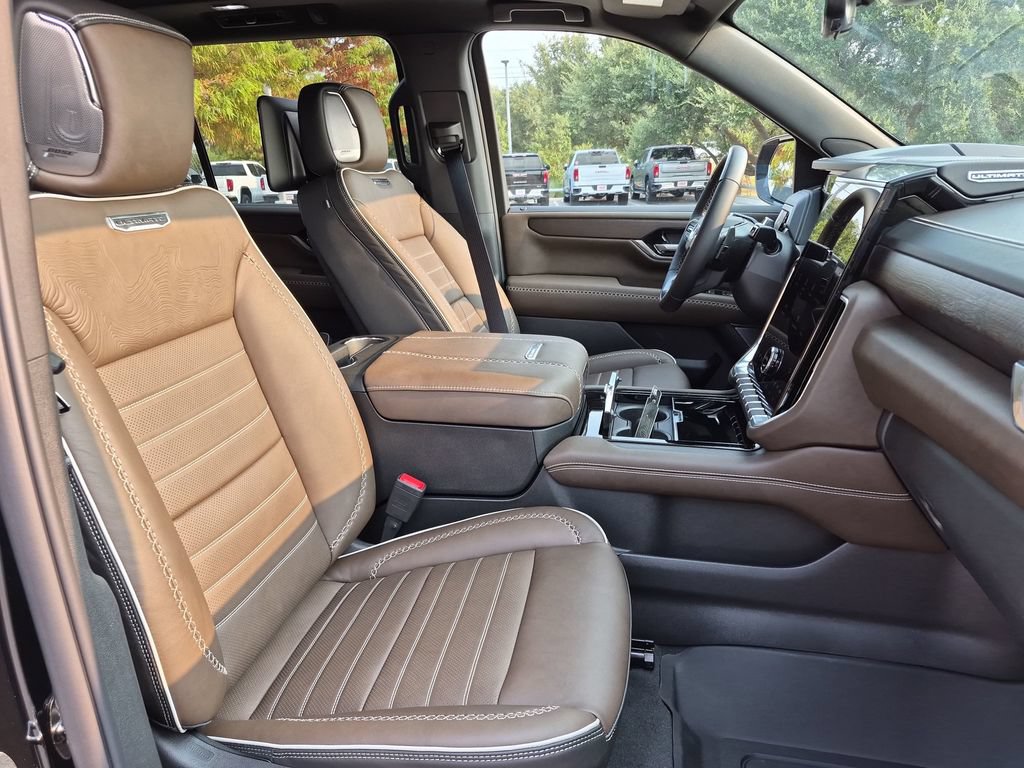 New 2026 GMC Yukon XL Denali Ultimate w/ LPO, Floor Liner Package AWD/4WD image 45