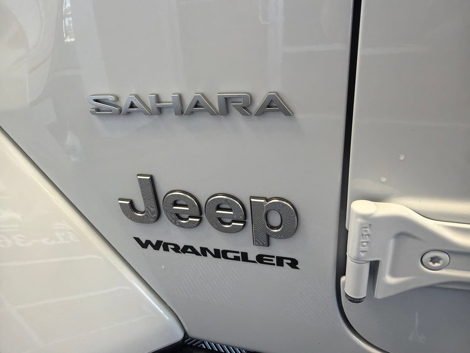 Used 2024 Jeep Wrangler Unlimited Sahara AWD/4WD image 10