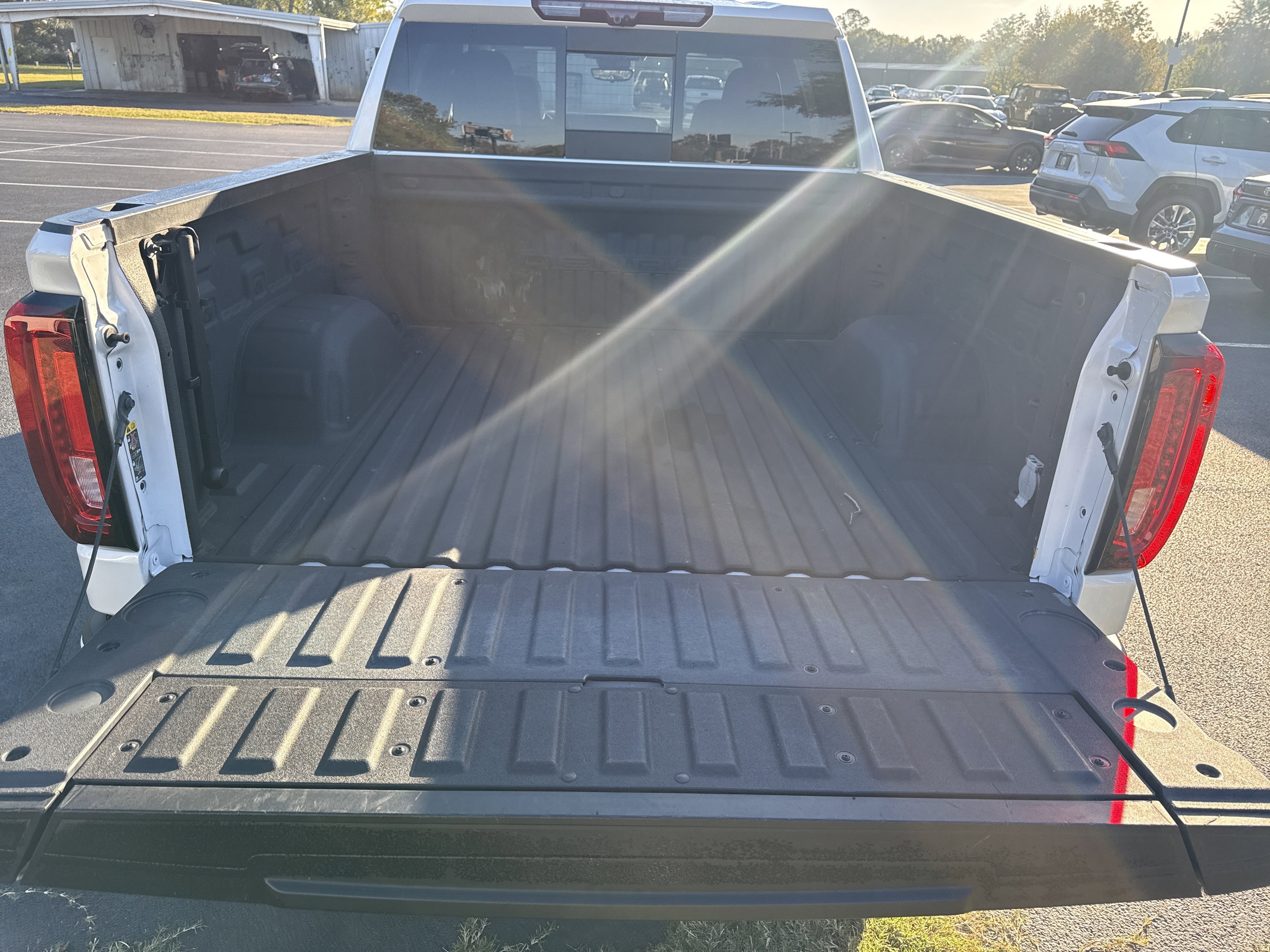 Used 2024 GMC Sierra 1500 Denali w/ Technology Package image 31