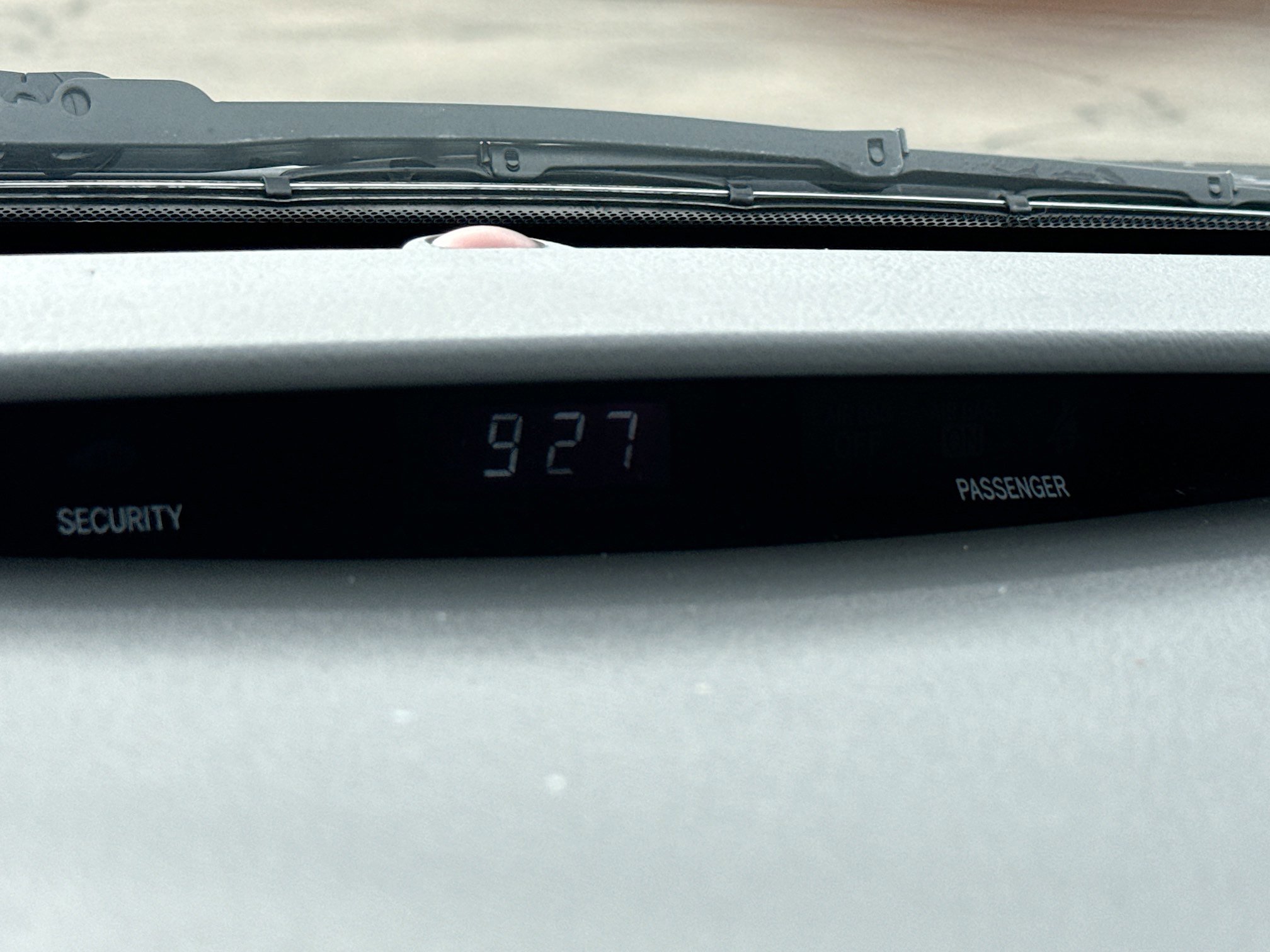 Used 2010 Toyota Camry image 9