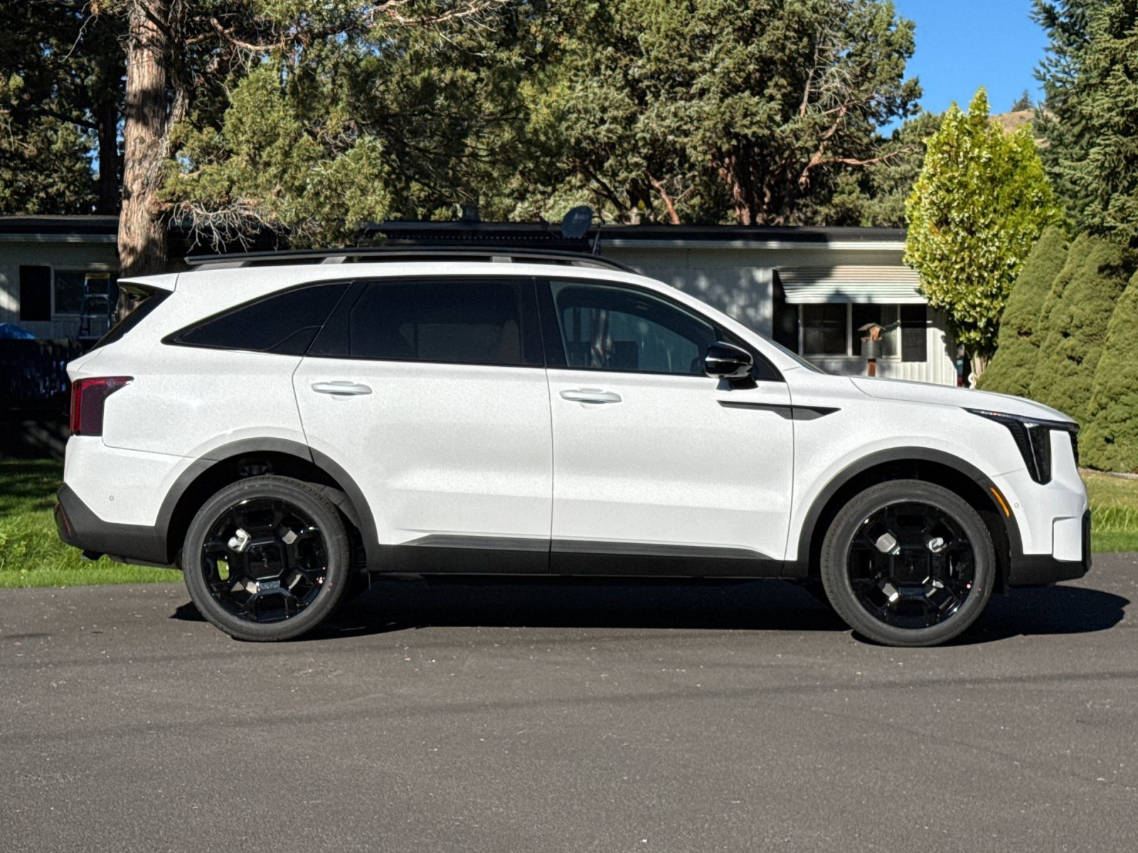 New 2026 Kia Sorento SX Prestige image 3