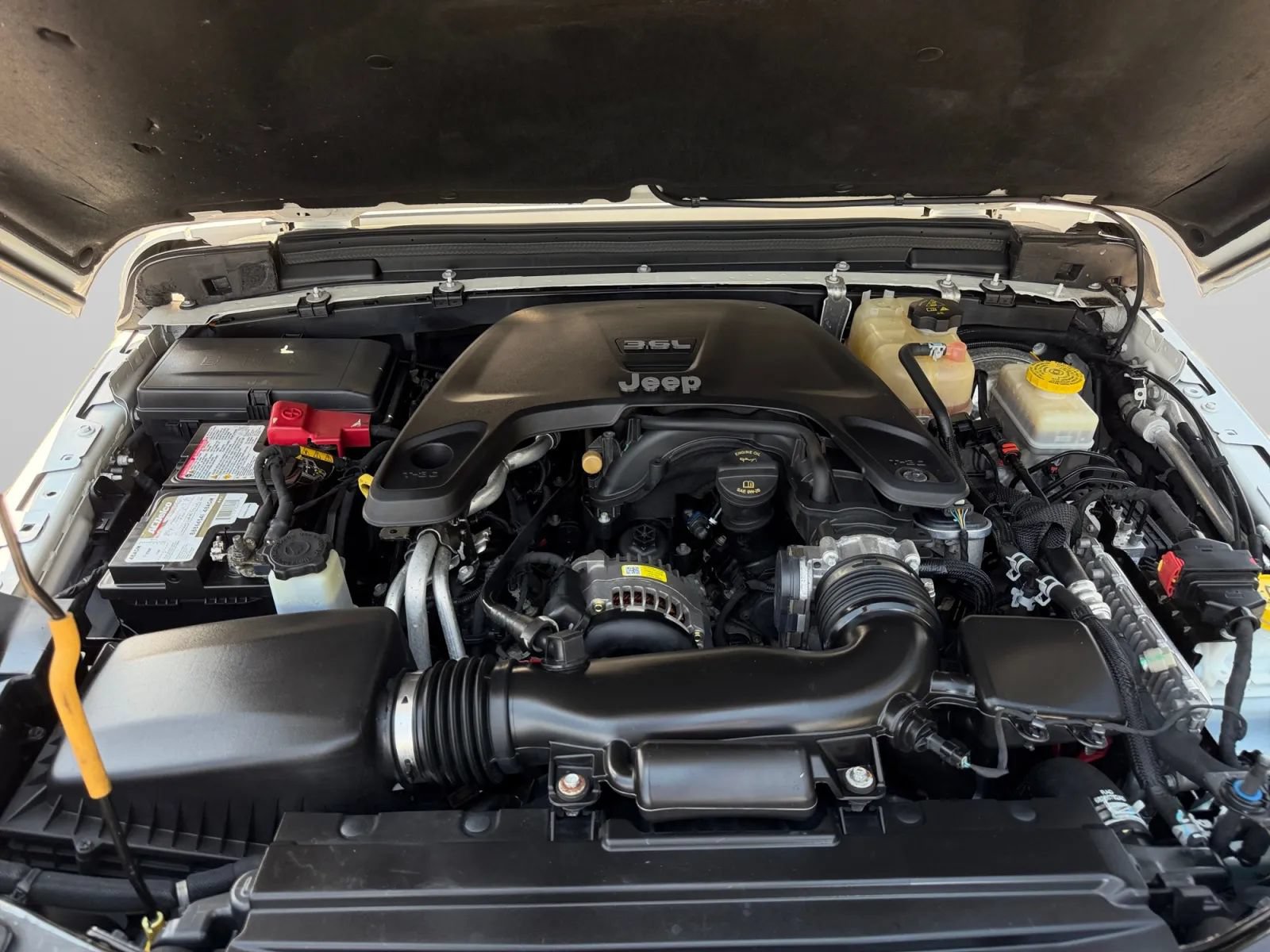 Used 2020 Jeep Wrangler Unlimited Sport AWD/4WD image 34