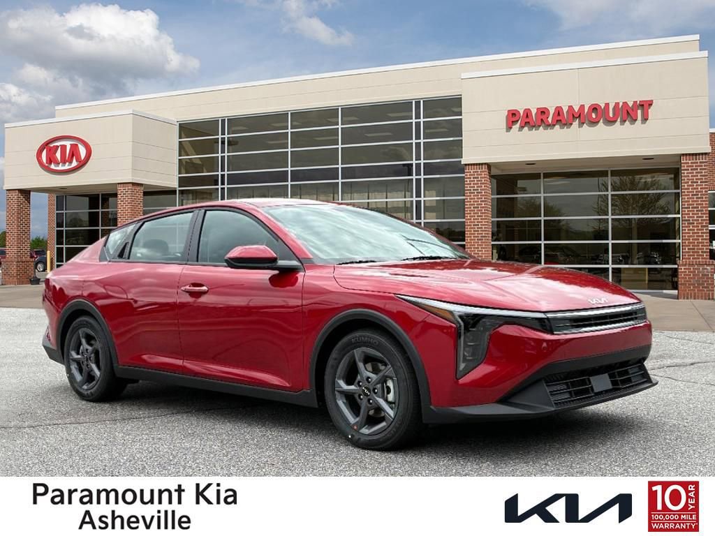 New 2025 Kia K4 LXS