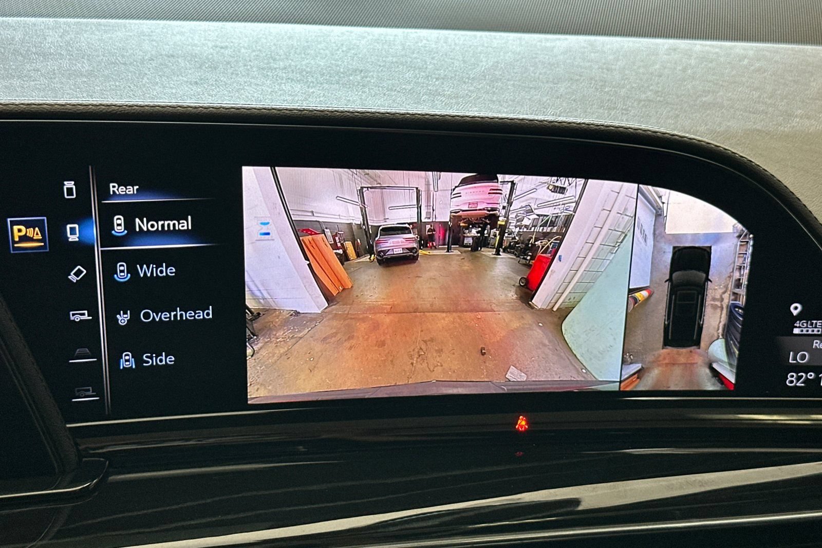 Used 2023 Cadillac Escalade Sport AWD/4WD image 26