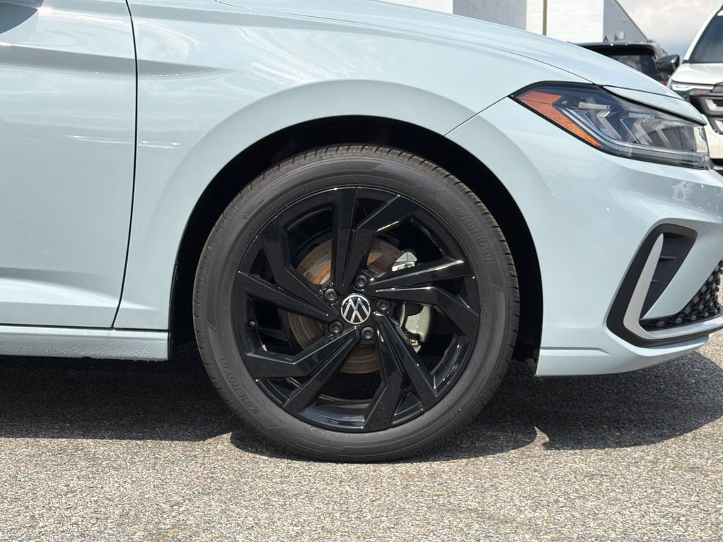 New 2026 Volkswagen Jetta SE FWD image 5