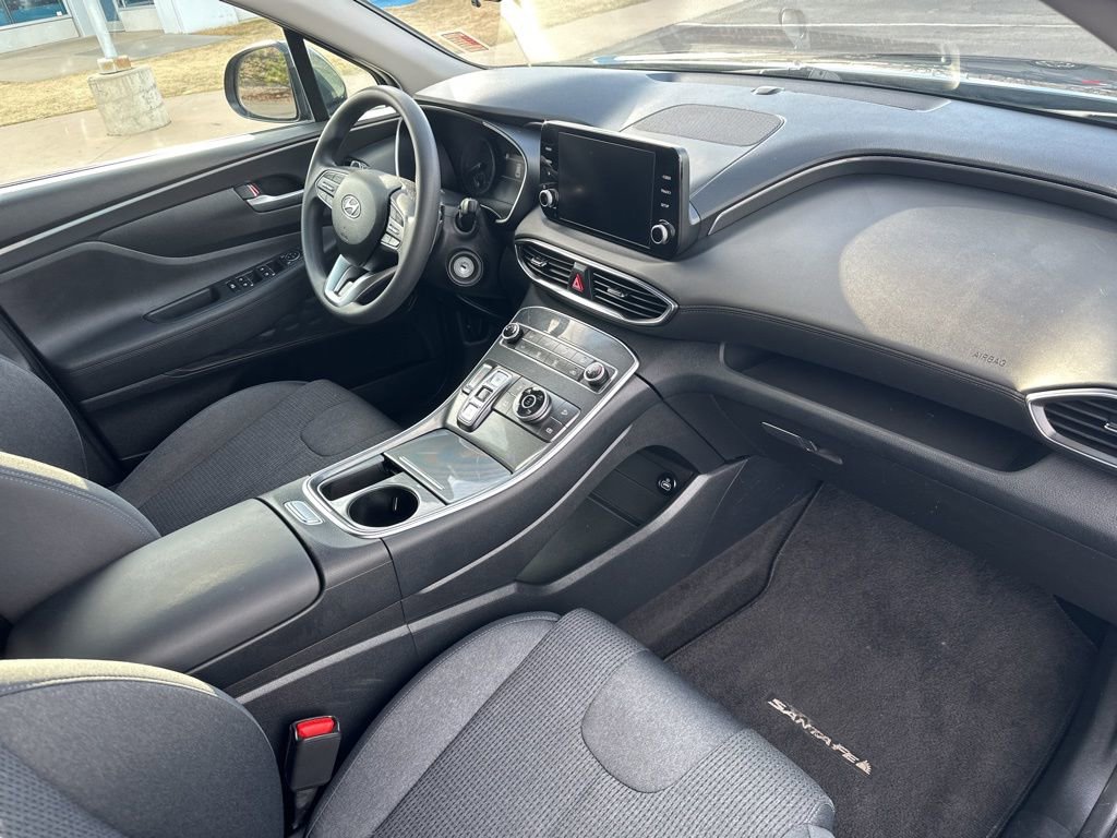 Used 2023 Hyundai Santa Fe SE image 28