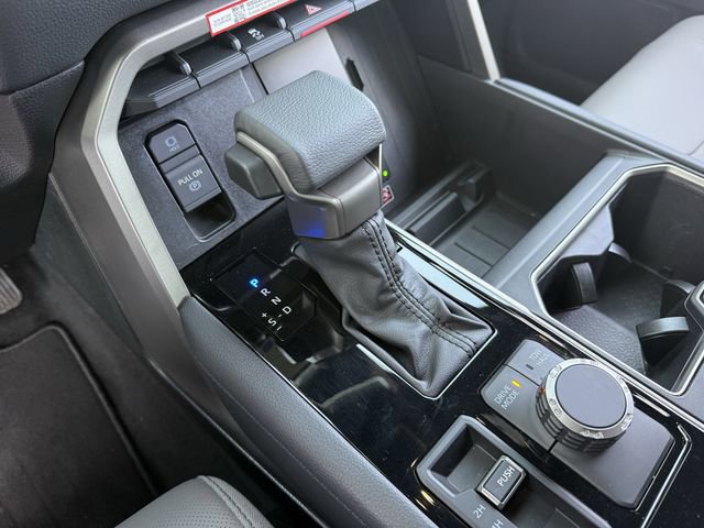 Used 2026 Toyota Tundra Limited w/ Power Package image 21