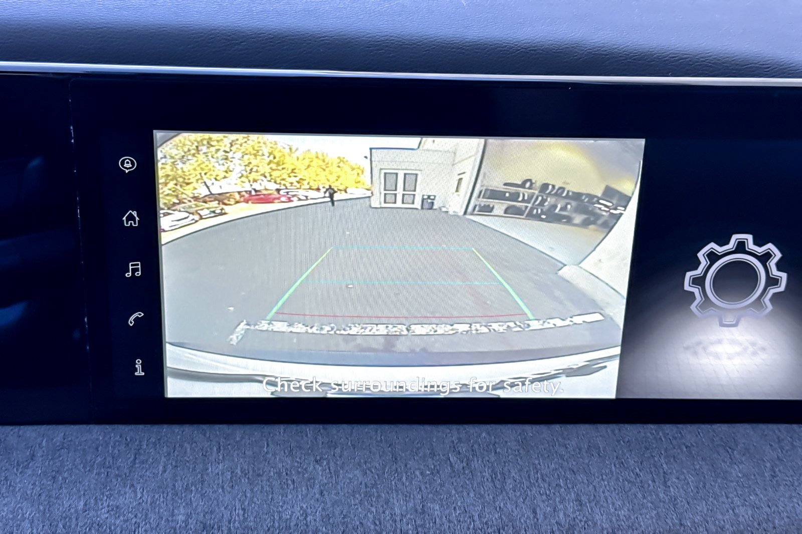 Used 2025 Nissan Kicks SV FWD image 20