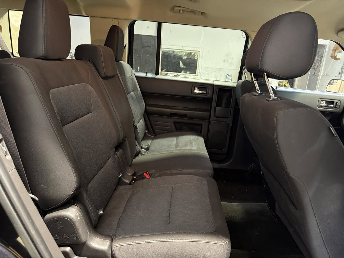 Used 2019 Ford Flex SE image 26