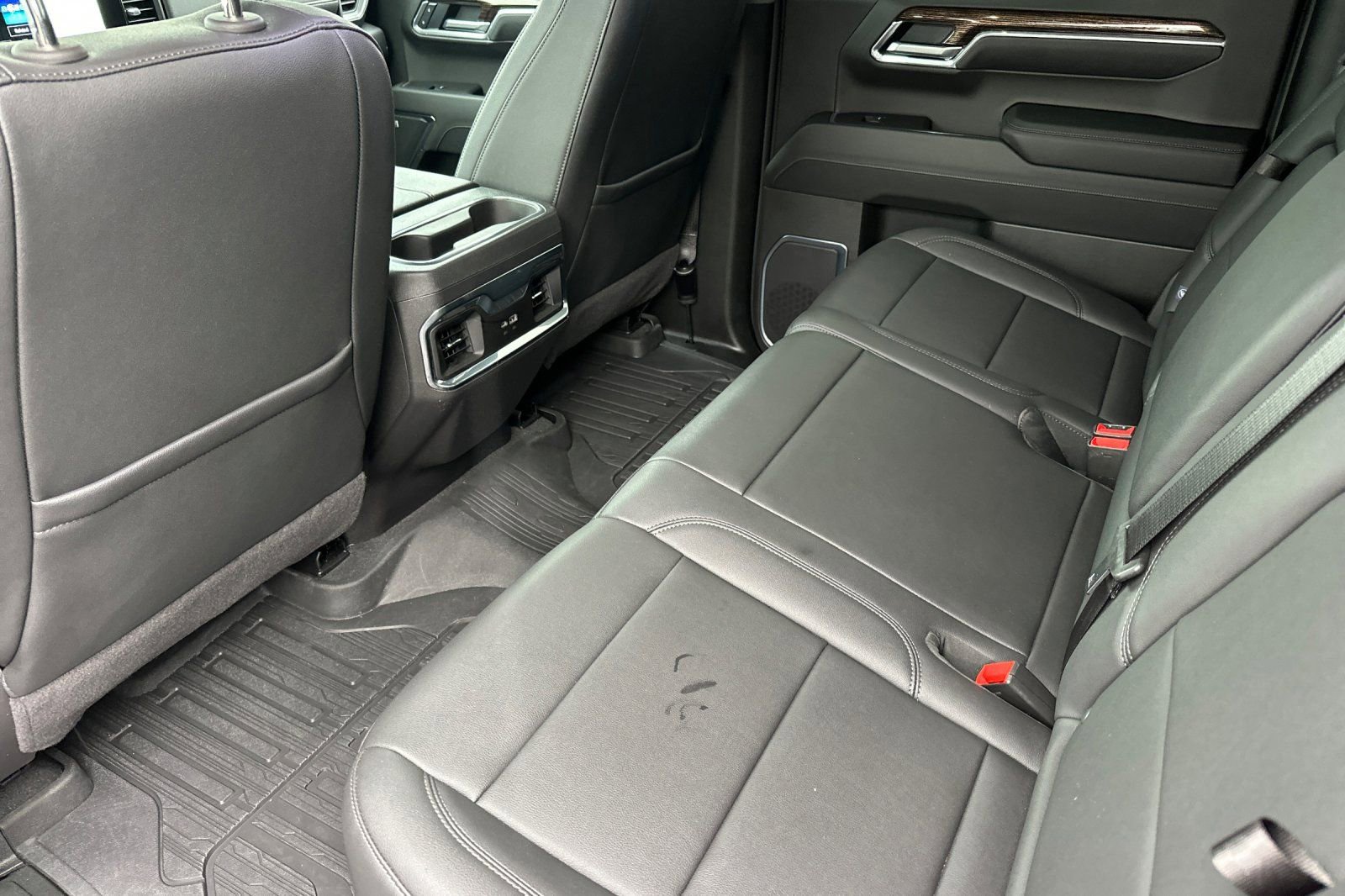 Used 2025 GMC Sierra 1500 Elevation w/ Elevation Premium Package image 12