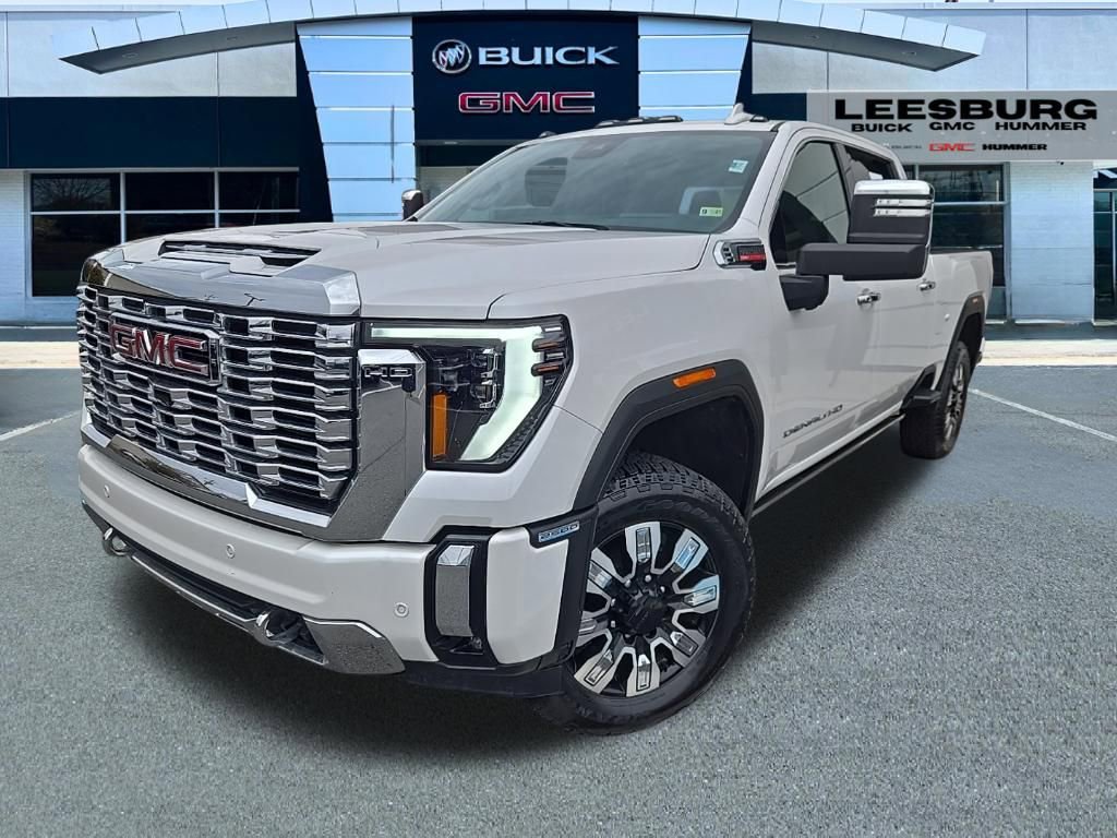 Used 2024 GMC Sierra 2500 Denali w/ Denali Reserve Package image 3