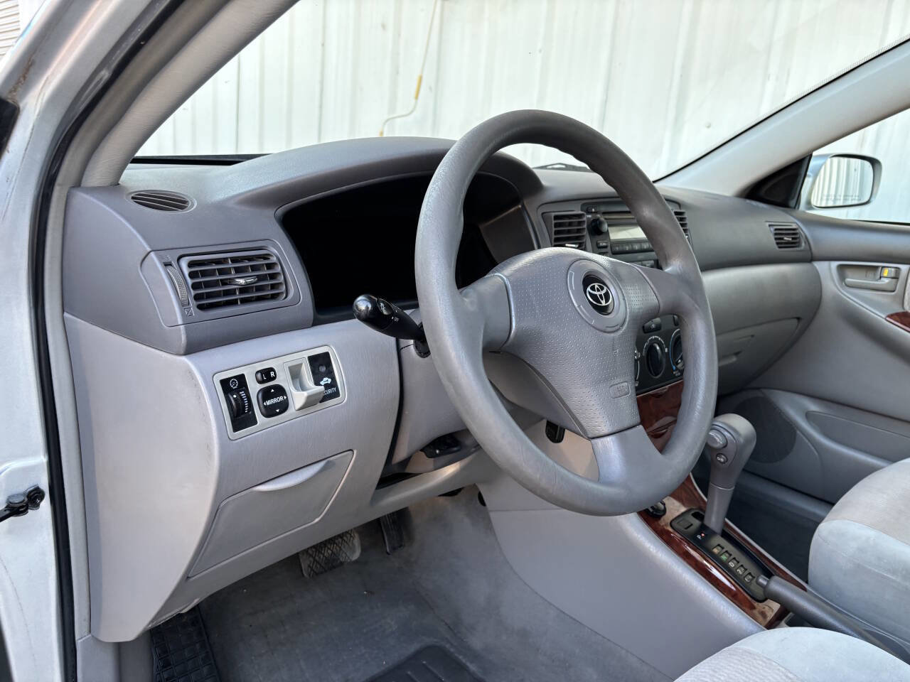 Used 2007 Toyota Corolla LE image 11