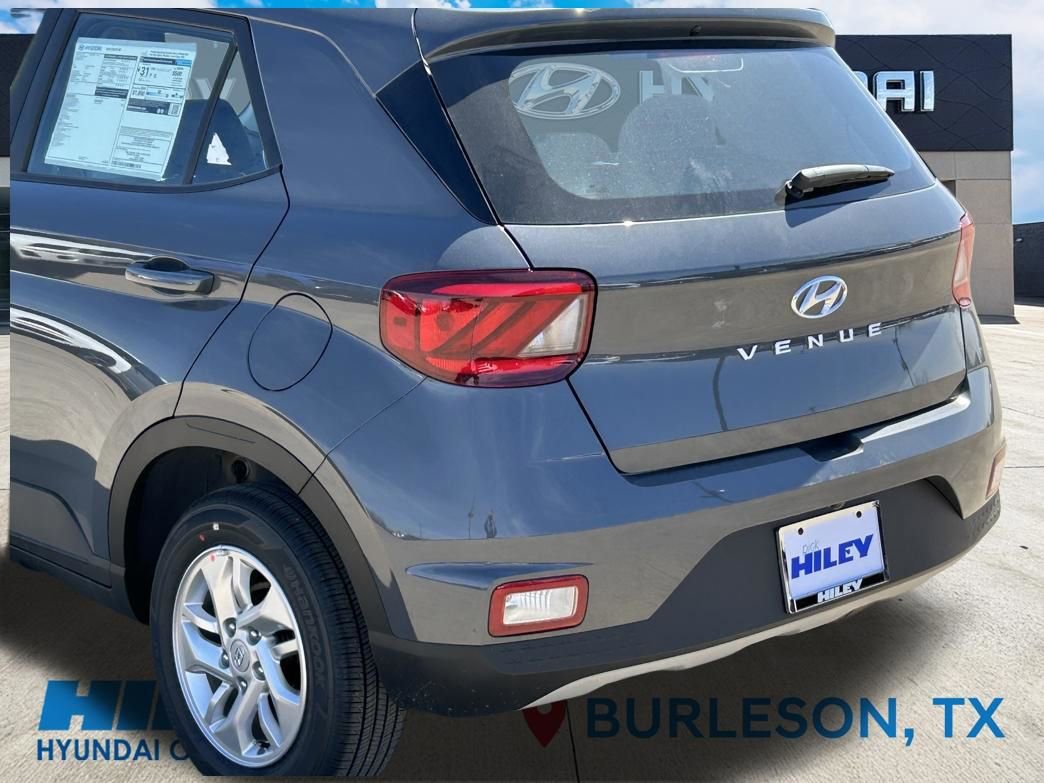 New 2026 Hyundai Venue SE image 7