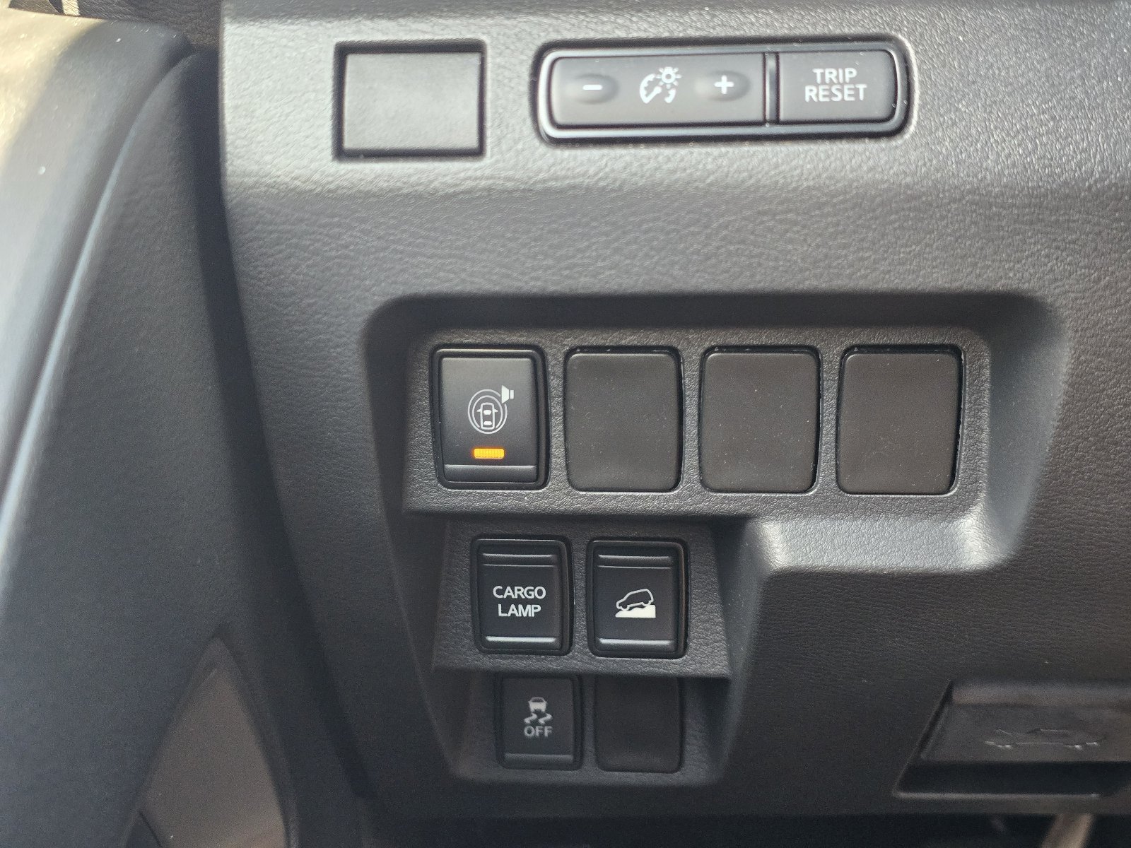 Certified 2025 Nissan Frontier SV AWD/4WD image 23