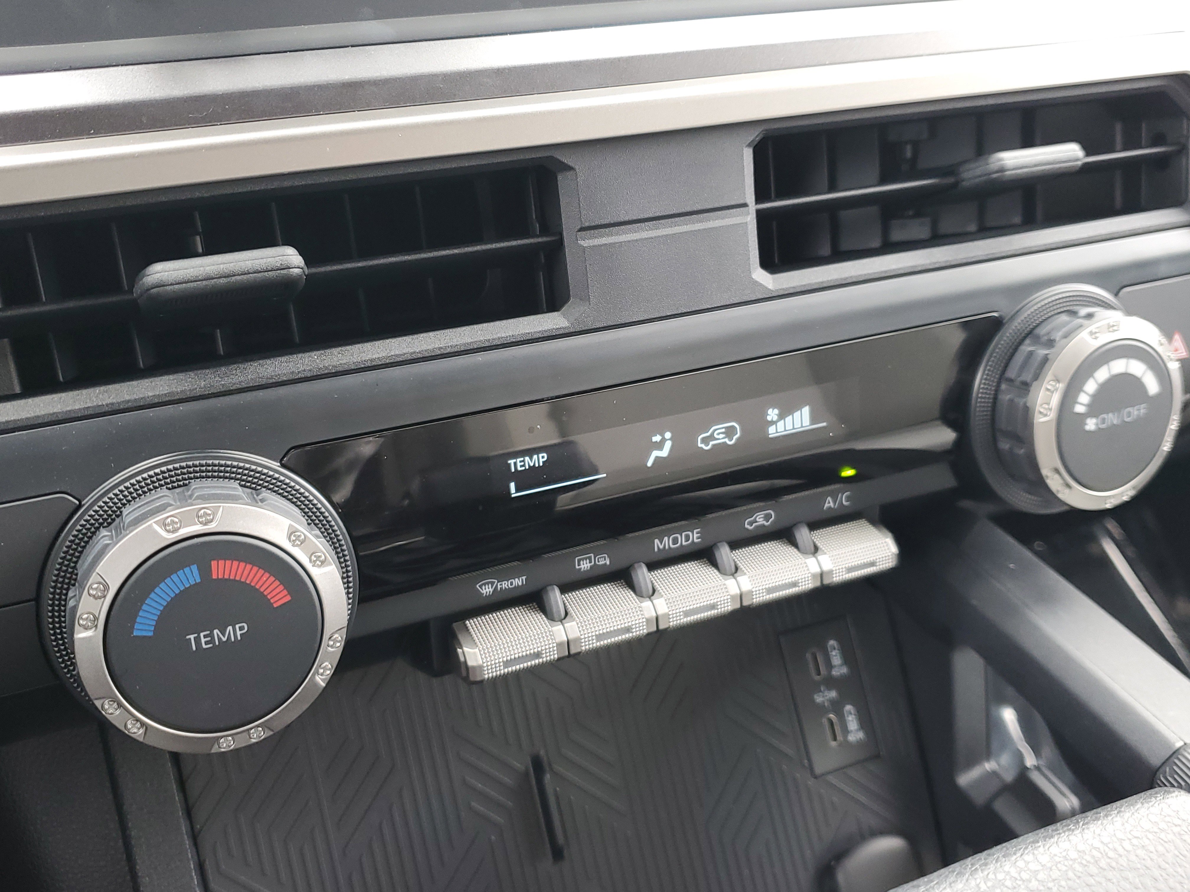 Used 2025 Toyota 4Runner SR5 image 25