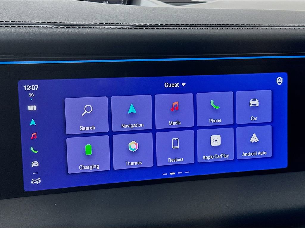 Used 2025 Porsche Macan Turbo Electric image 15