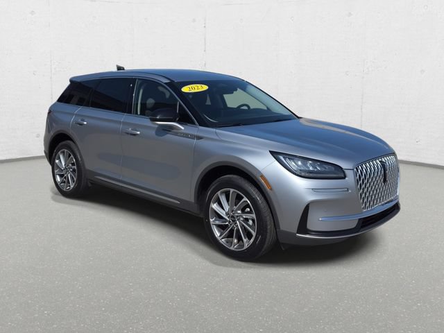 Used 2023 Lincoln Corsair AWD w/ Equipment Group 101A image 3