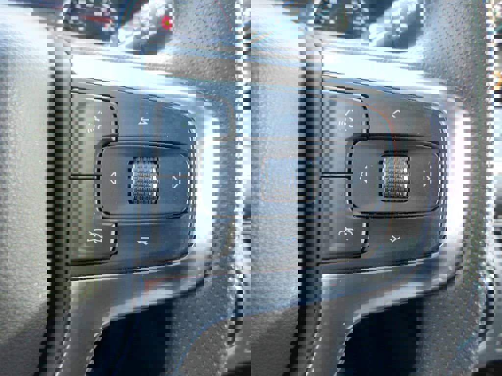 Used 2024 Chevrolet Blazer LT w/ Convenience Package image 25