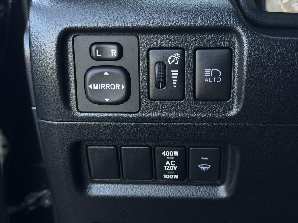 Used 2024 Toyota 4Runner TRD Off-Road Premium w/ Moonroof Package AWD/4WD image 23
