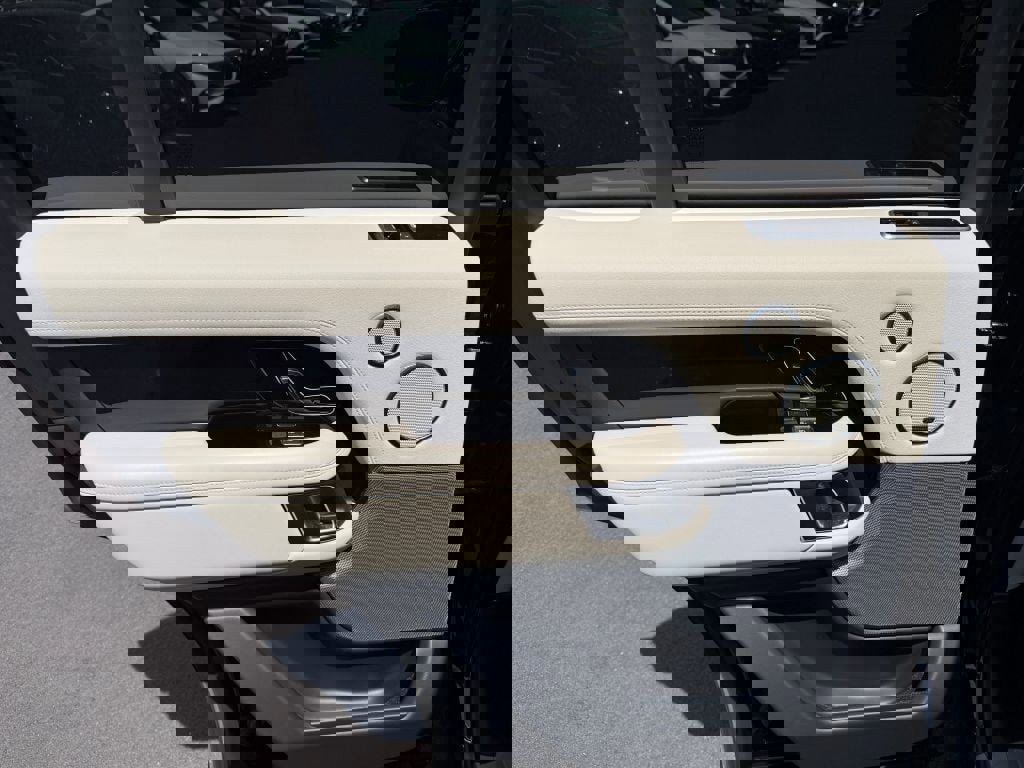 Used 2022 Land Rover Range Rover Westminster Edition AWD/4WD image 32