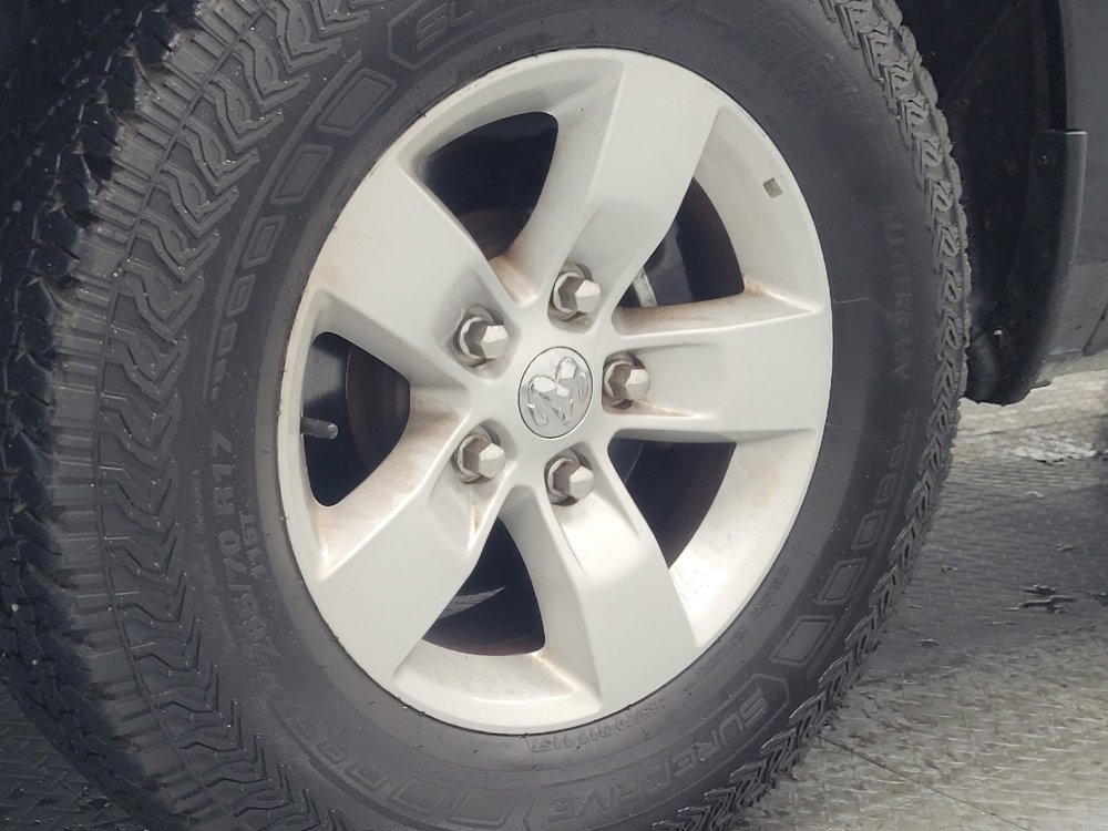 Used 2022 RAM 1500 Classic SLT image 31