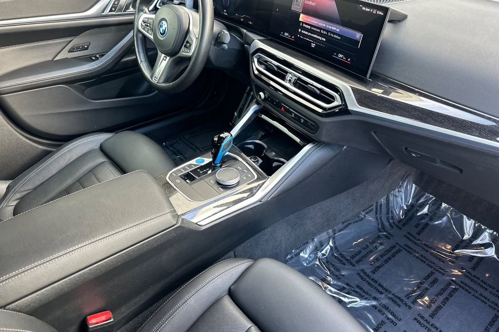 Used 2023 BMW i4 eDrive40 w/ M Sport Package image 16