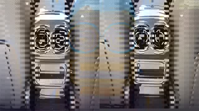 Certified 2025 Mercedes-Benz GLC 300 GLC 300 image 28