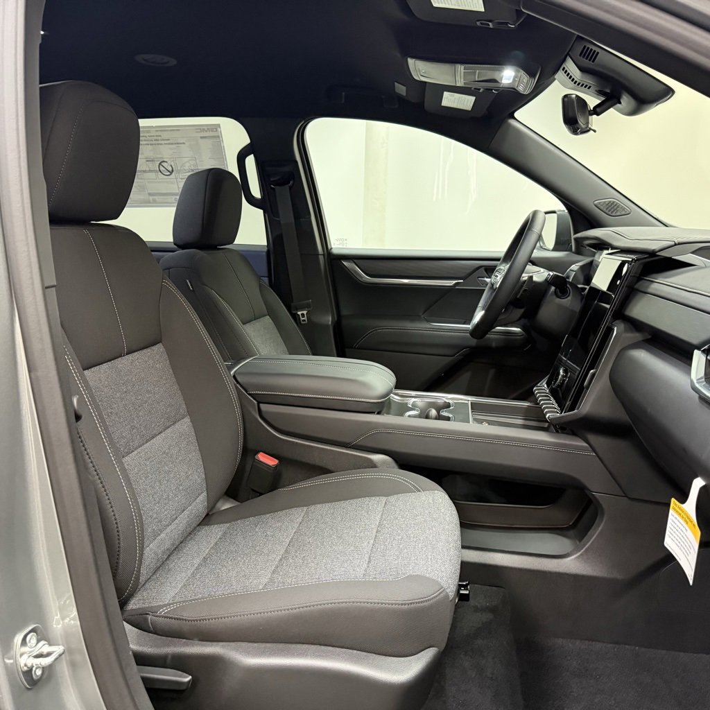 New 2026 GMC Acadia Elevation w/ LPO, Floor Liner Package image 15