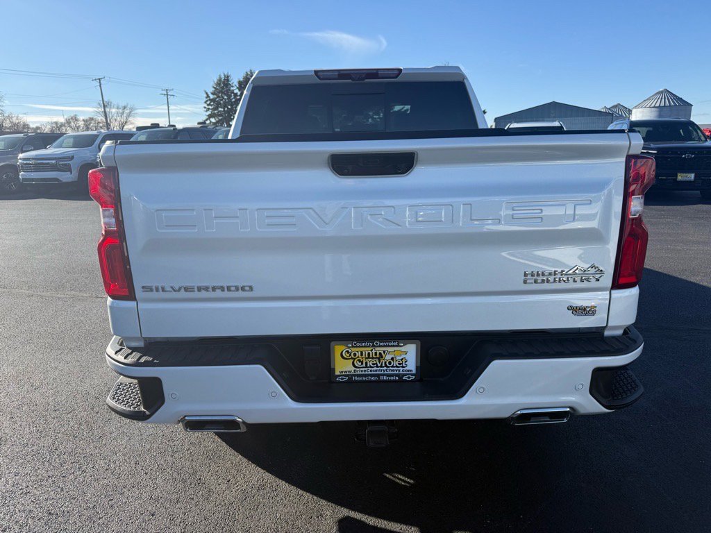 Used 2025 Chevrolet Silverado 1500 High Country w/ Technology Package image 4