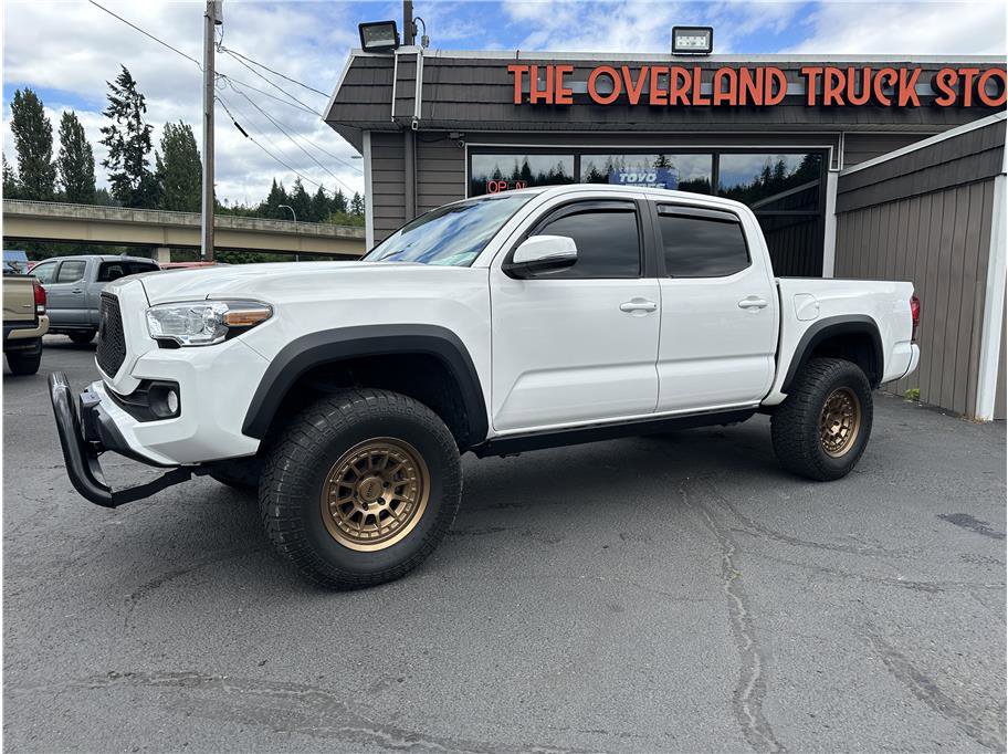 Used 2021 Toyota Tacoma SR5 w/ Trail Edition image 2