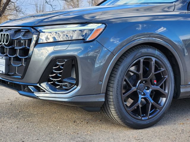 New 2026 Audi SQ7 Premium Plus AWD/4WD image 7