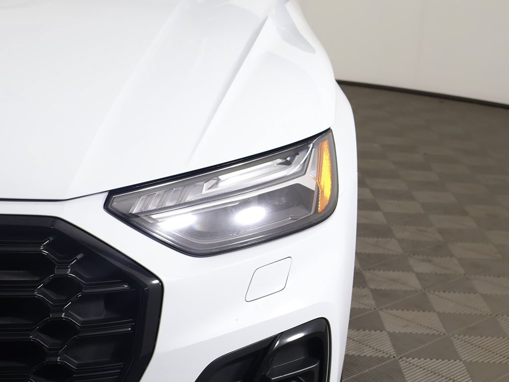 Used 2023 Audi SQ5 Prestige w/ Prestige Package AWD/4WD image 19