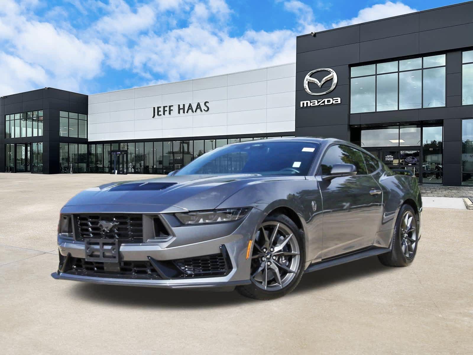 Used 2026 Ford Mustang Dark Horse RWD image 1