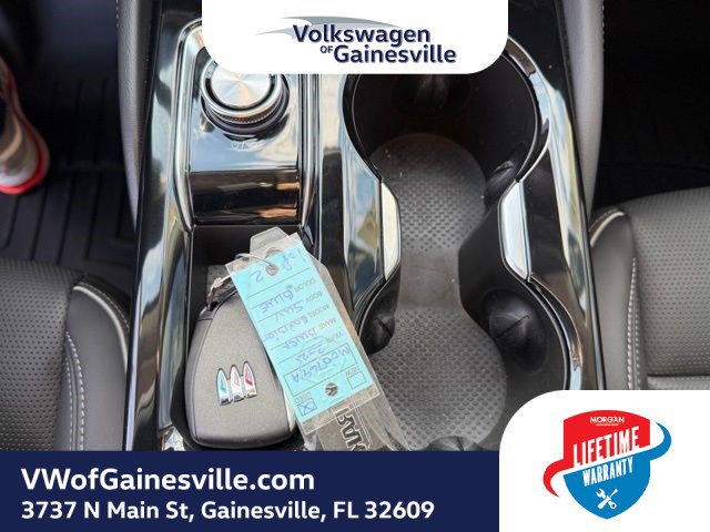 Used 2025 Buick Envision Avenir image 27