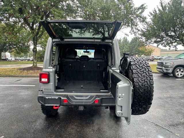 Used 2023 Jeep Wrangler Unlimited Rubicon w/ Cold Weather Group image 15