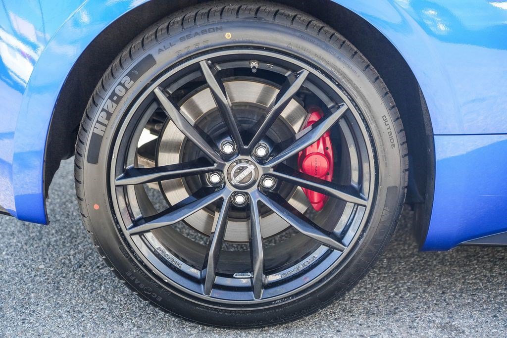 Used 2025 Nissan Z Performance w/ Floor Mat Package RWD image 10