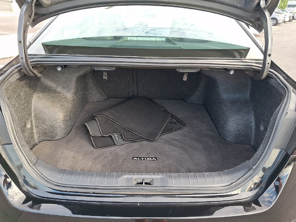 Used 2025 Nissan Altima 2.5 SV AWD/4WD image 28