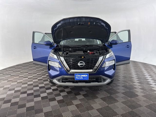 Used 2023 Nissan Rogue SV w/ SV Premium B Package image 14
