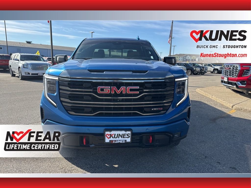 Used 2023 GMC Sierra 1500 AT4 w/ AT4 Premium Package image 5