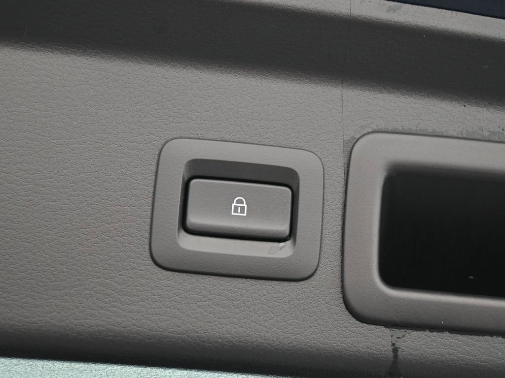 Used 2023 MAZDA CX-30 AWD 2.5 S w/ Preferred Package image 41