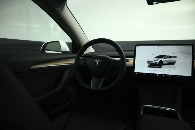 Used 2023 Tesla Model 3 Standard Range RWD image 38