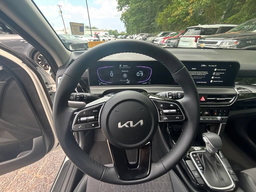 Used 2026 Kia Seltos S FWD image 13