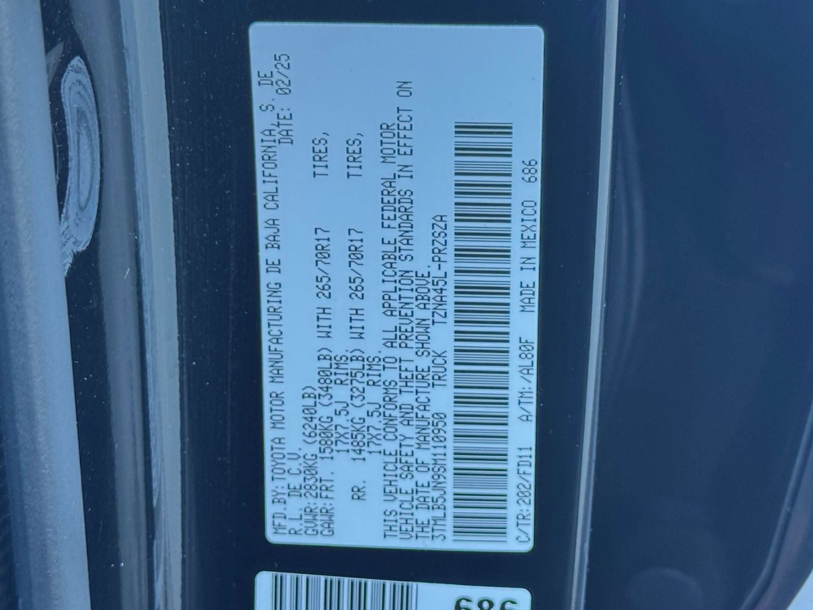 Used 2025 Toyota Tacoma SR image 25