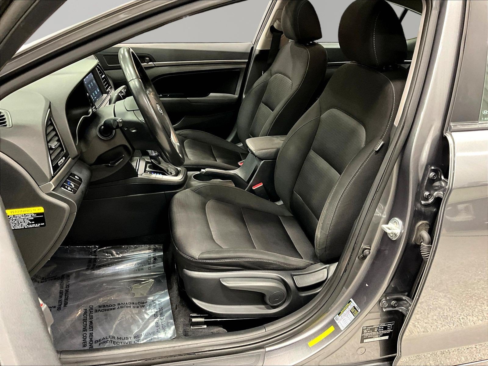 Used 2018 Hyundai Elantra Value Edition w/ Winter Weather Package FWD image 21