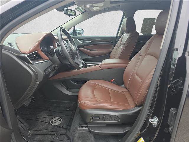 Used 2021 Buick Enclave Avenir w/ Avenir Technology Package FWD image 9