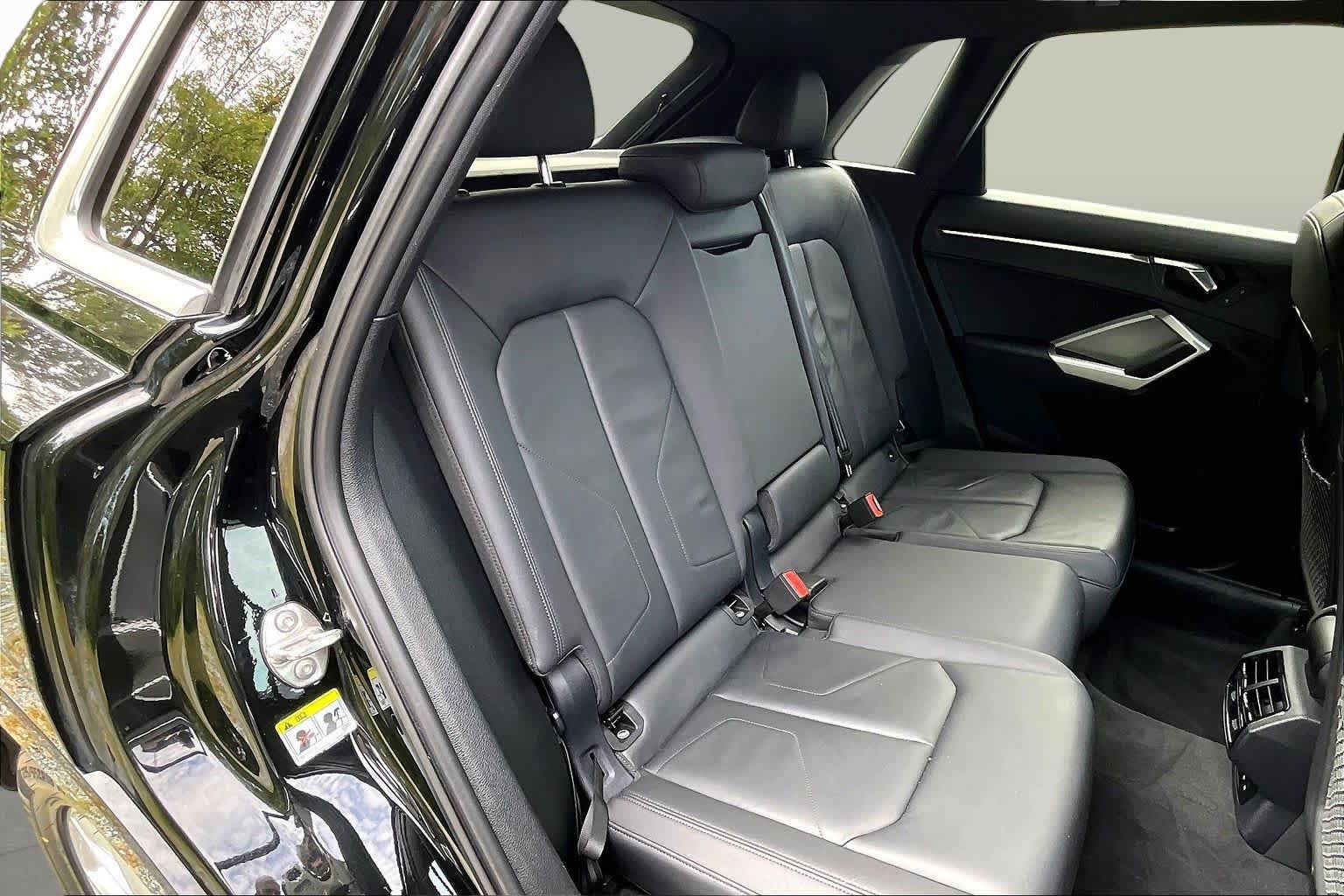 Used 2025 Audi Q3 2.0T Premium AWD/4WD image 21