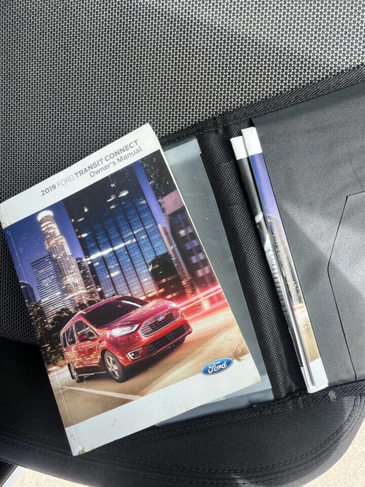 Used 2019 Ford Transit Connect XL image 29