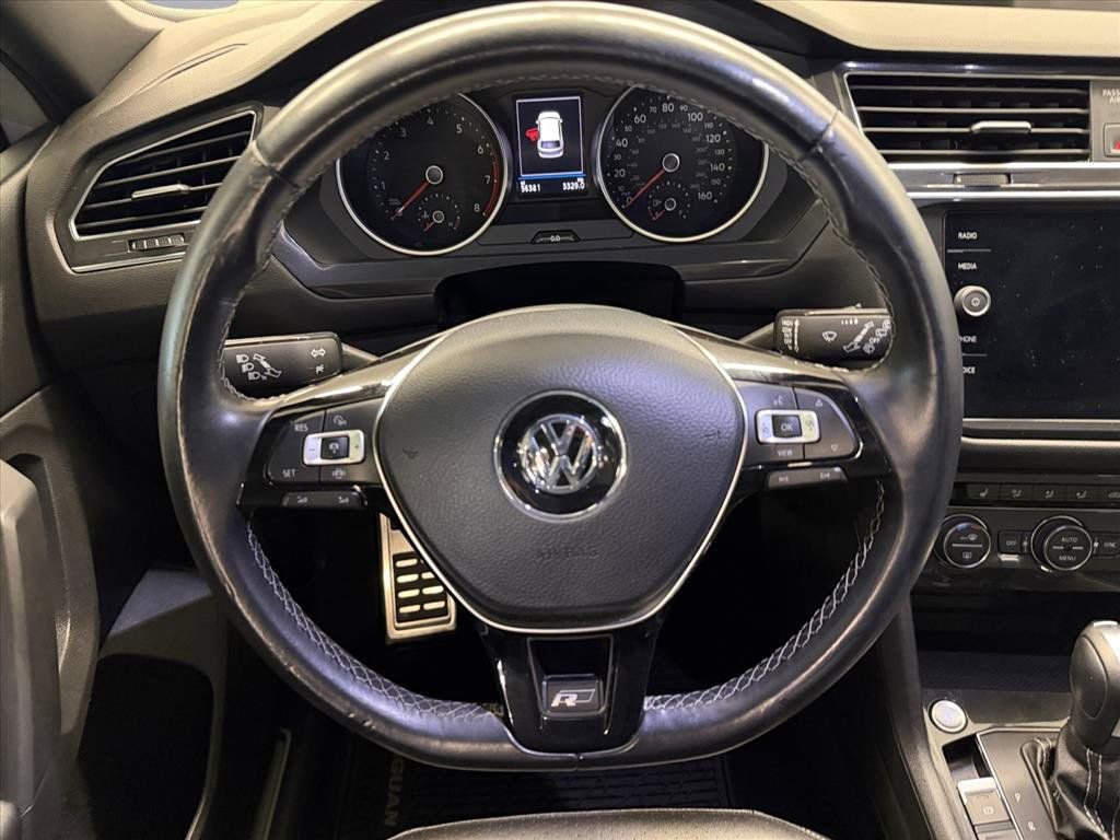 Used 2021 Volkswagen Tiguan SE R-Line w/ 3rd Row Seat Package image 14